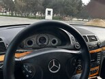 Mercedes E 270-9