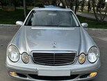 Mercedes E 270-2