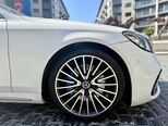 Mercedes S 560 e-9