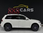 Volkswagen Touareg-3