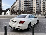 Mercedes E 220 d-5