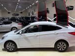 Hyundai Accent-6
