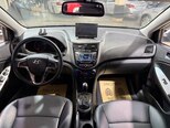 Hyundai Accent-13