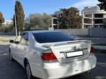 Toyota Camry-5