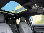 Land Rover Defender-21