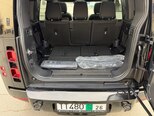 Land Rover Defender-18