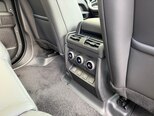 Land Rover Defender-25