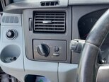 Ford Transit-11