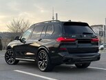 BMW X7-9