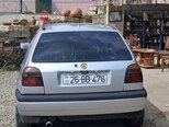 Volkswagen Golf-2