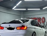 BMW 320d-6