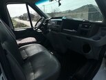 Ford Transit-8