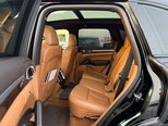 Porsche Cayenne-17