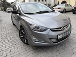Hyundai Elantra-4