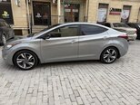 Hyundai Elantra-6
