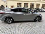 Hyundai Elantra-5