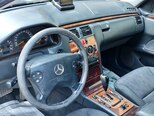 Mercedes E 240-7