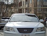 Hyundai Sonata-1