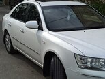 Hyundai Sonata-16