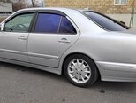 Mercedes E 220-3