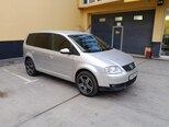 Volkswagen Touran-1
