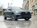 Audi Q8-1