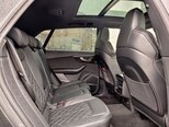Audi Q8-14
