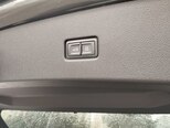 Audi Q8-21