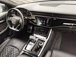 Audi Q8-8