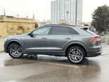 Audi Q8-5