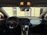 Hyundai Elantra-13