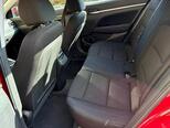Hyundai Elantra-17