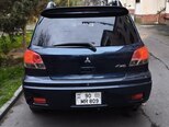 Mitsubishi Outlander-5