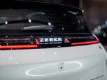 ZEEKR X-9