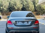 Mercedes E 300 d-5
