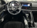 Hyundai Elantra-15