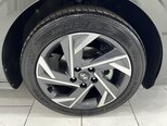 Hyundai Elantra-21