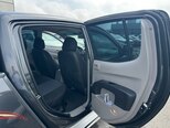 Mitsubishi L200-17