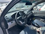 Mitsubishi L200-11