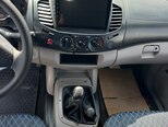 Mitsubishi L200-10