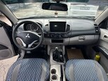 Mitsubishi L200-9