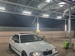 BMW 318-8
