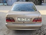 Mercedes E 280 4MATIC-3