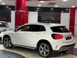 Mercedes GLA 250 4MATIC-13