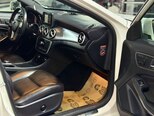 Mercedes GLA 250 4MATIC-21