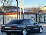 Mercedes E 220-6