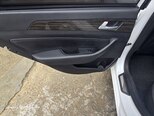 Hyundai Sonata-11