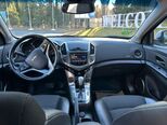 Chevrolet Cruze-12