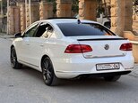Volkswagen Passat-5