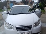 Hyundai Elantra-1